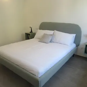 Make A Wish - Near The Center With Private Parking , Côme Italie